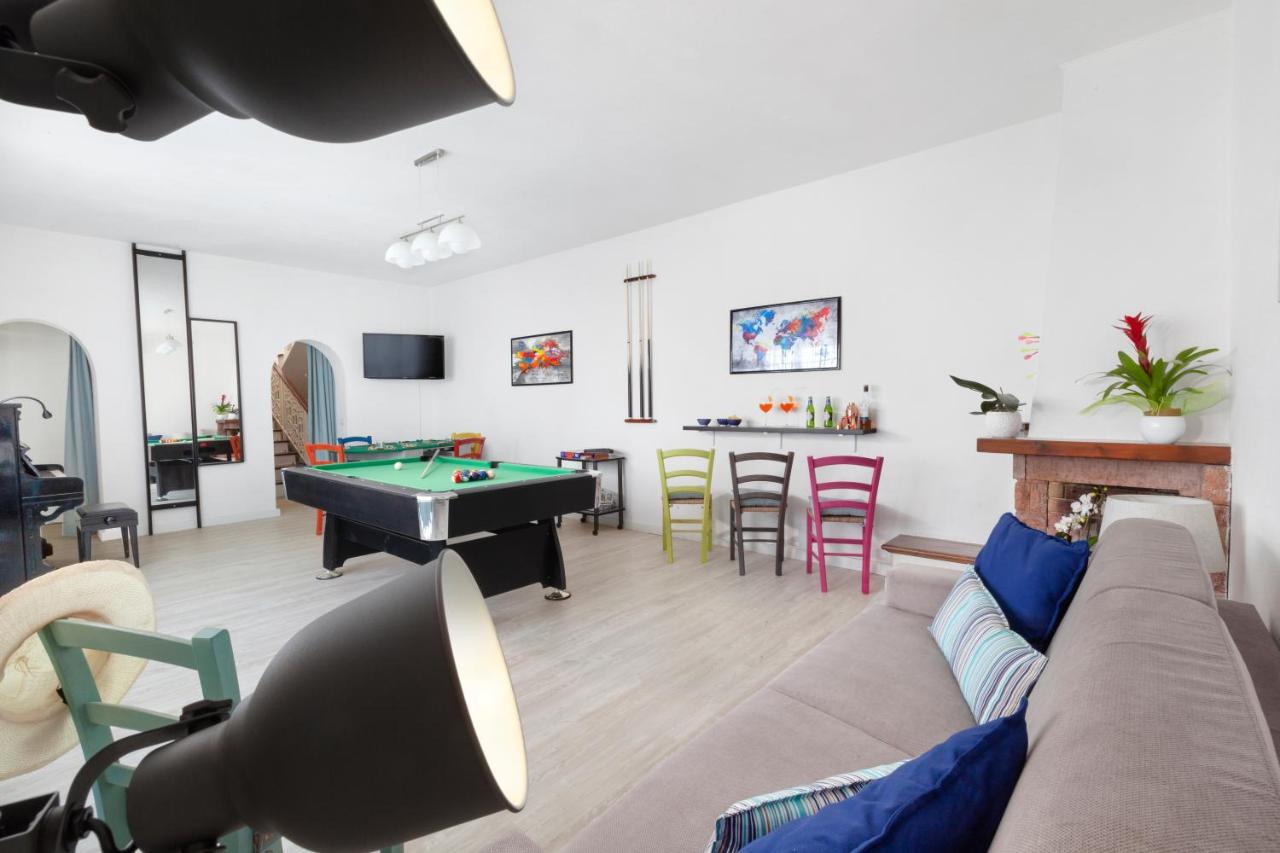 Estate4Home - Villa Luisa Play&Pool サンタガータ・スイ・ドゥエ・ゴルフィ エクステリア 写真